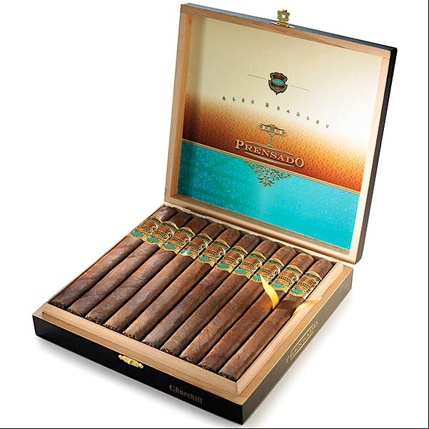 Alec Bradley Prensado Churchill