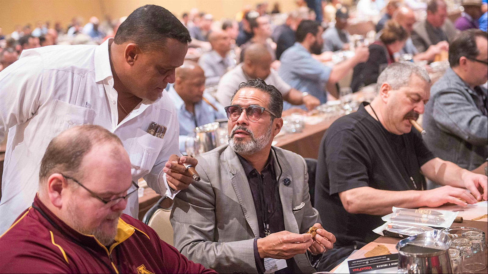 Pedro Ventura, a member of Altadis' Grupo de Maestros, was at the seminar to help the audience roll their own smoke.